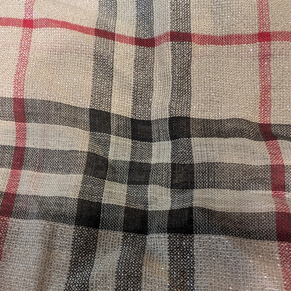 Burberry Scarf - Picture 2 of 4